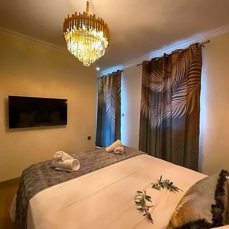 Casa Teresi فندق