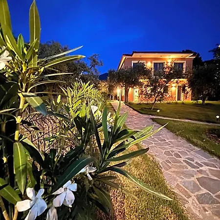 Casa Teresi فندق *